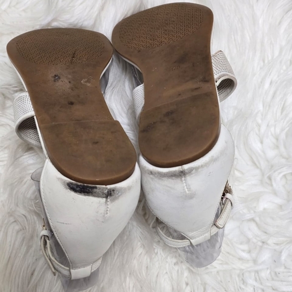Tory Burch Silver Tone Open Toe White Sandals Size 8.5🌴 - Picture 6 of 8